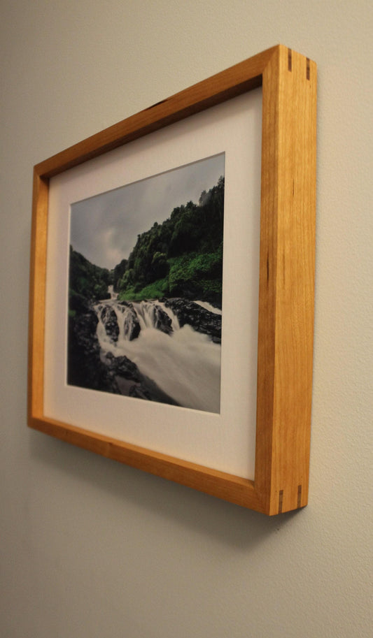 Gallery Picture Frame - Cherry