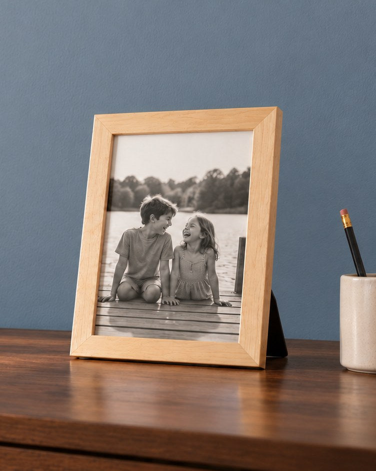 Maple desktop frame